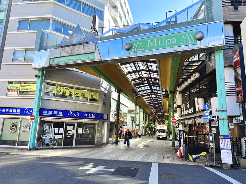 商店街入口の画像